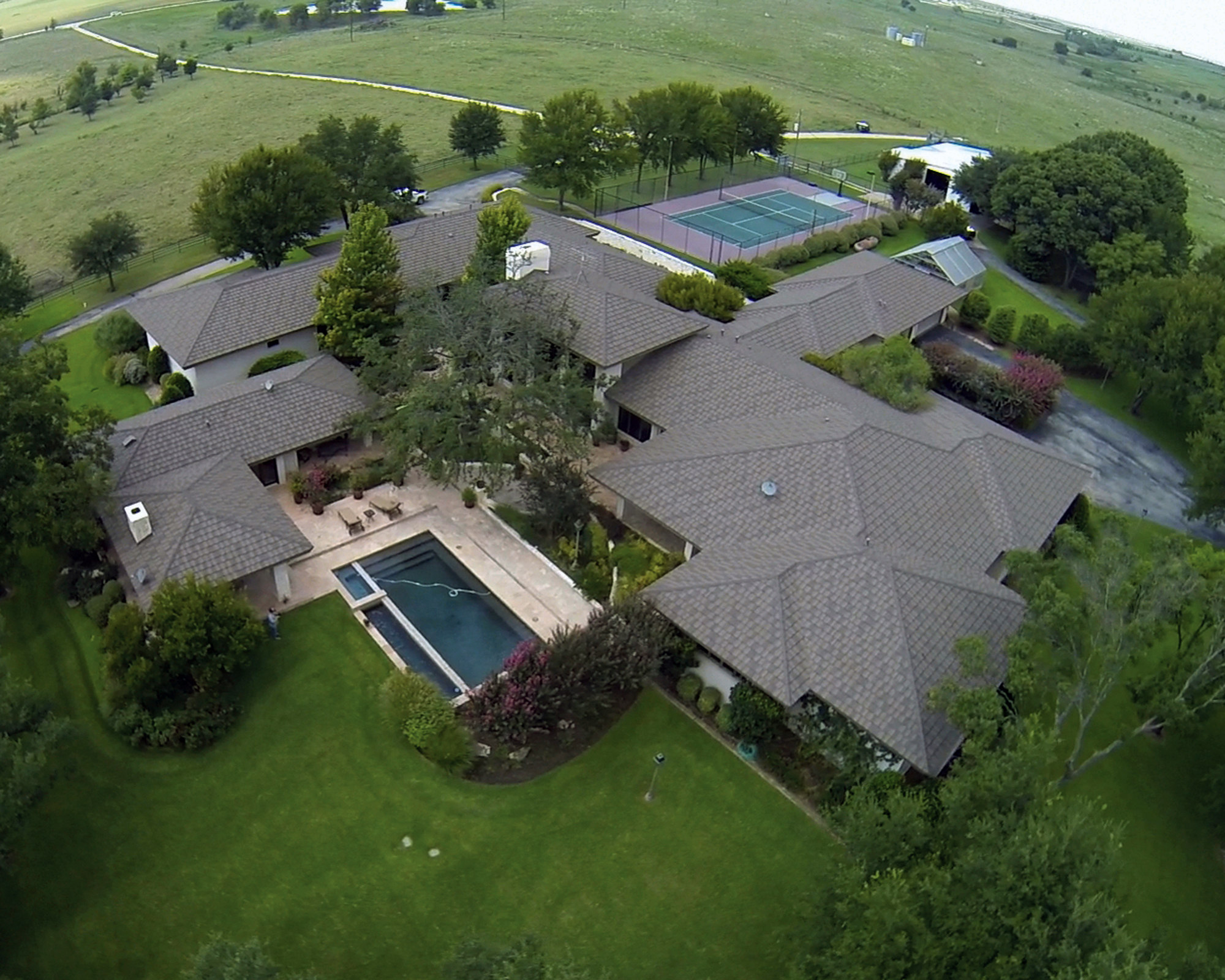 Steel Roofing Contractor Dallas Fort Worth